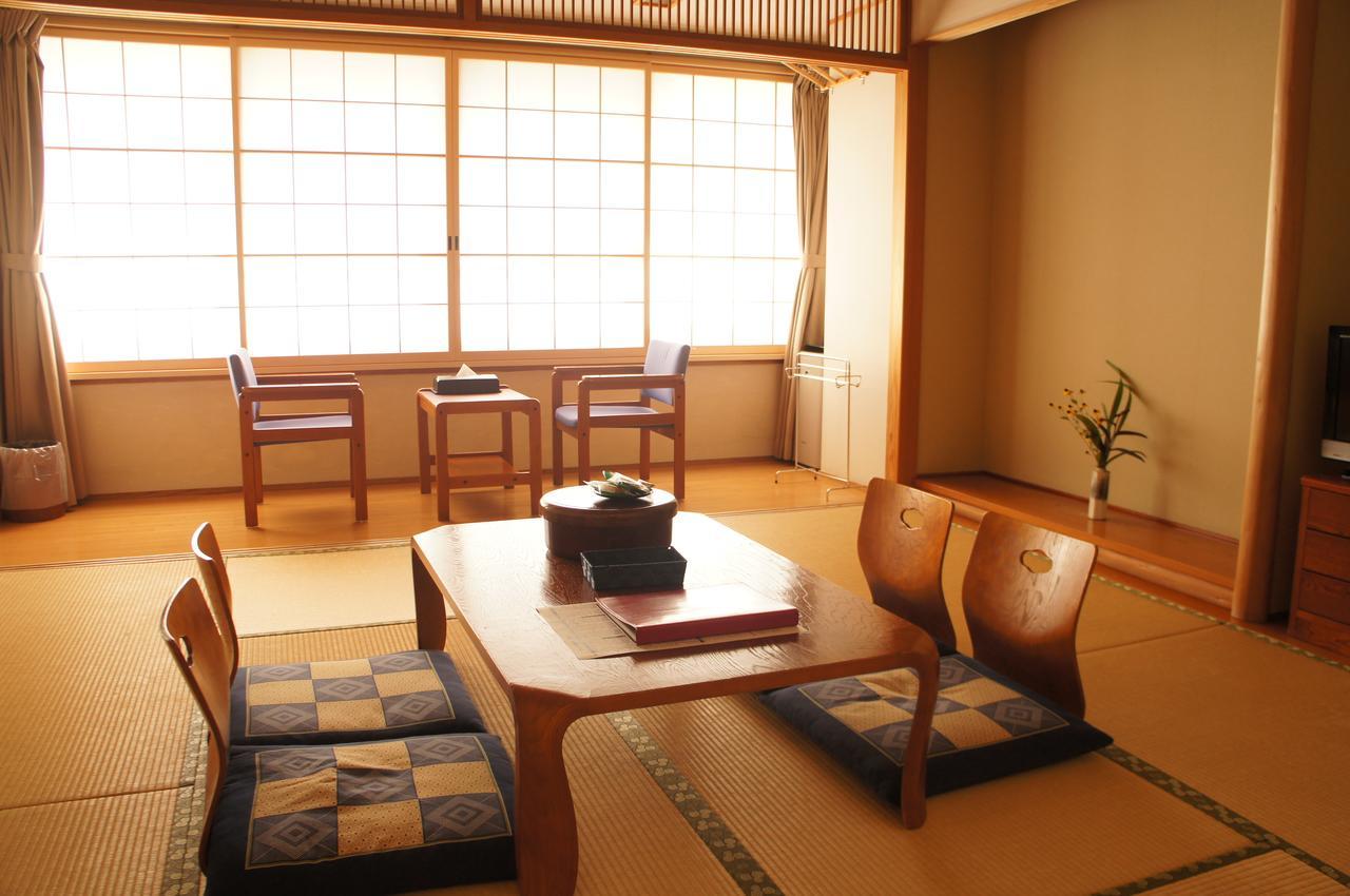 Kamiyama Onsen Hotel Shikinosato & Iyashinoyu Tokushima Zewnętrze zdjęcie